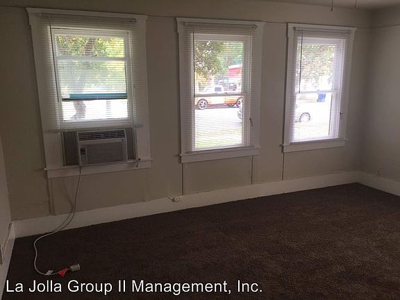 2nd image of 1495 N Roosevelt Ave #1