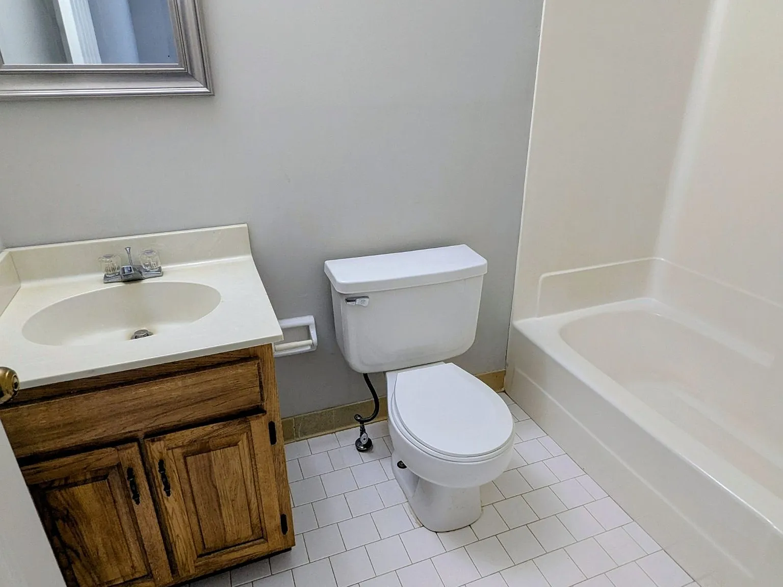 502 Irongate Boulevard - 1 — Photo 2