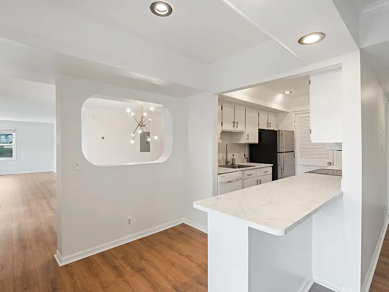 5025 Hillsboro Pike #15 — Photo 4