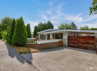 219 SW 108th St, Seattle, WA 98146