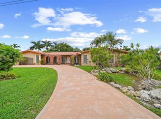 400 SW 84th Ave, Miami, FL 33144