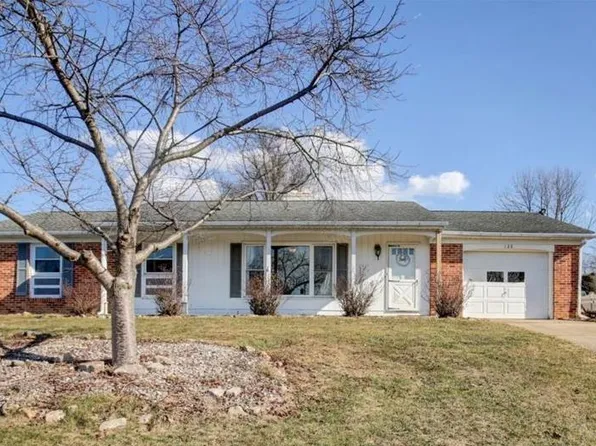 128 Hillside Dr, Fayetteville, PA 17222