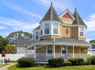 12 Grove St, Wareham, MA 02571