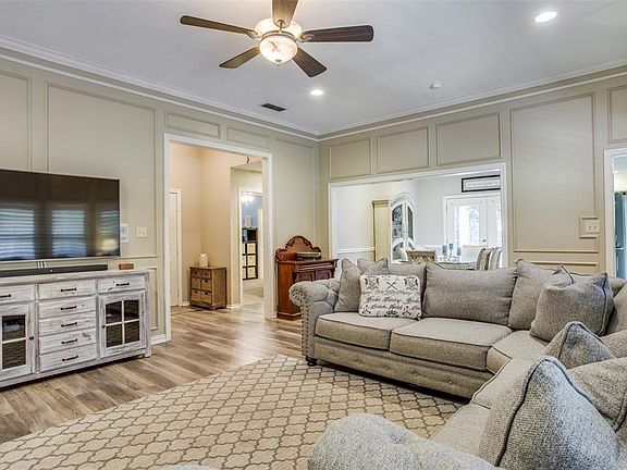 5th image of 120 Fawn Hollow Dr