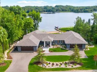 9355 Pierson Lake Dr, Chaska, MN 55318