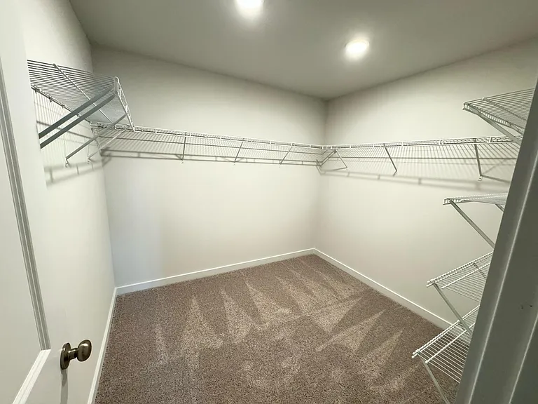 2020 Underwood Dr — Photo 17