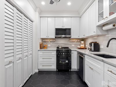 91 Coles St #1, Jersey City, NJ, 07302