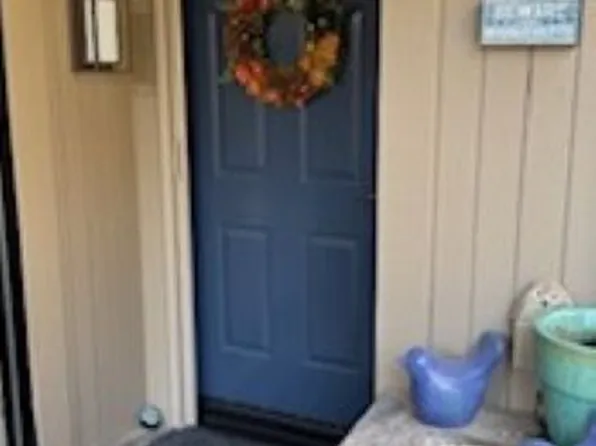 1834 Discovery Village Ln, Gold River, CA 95670