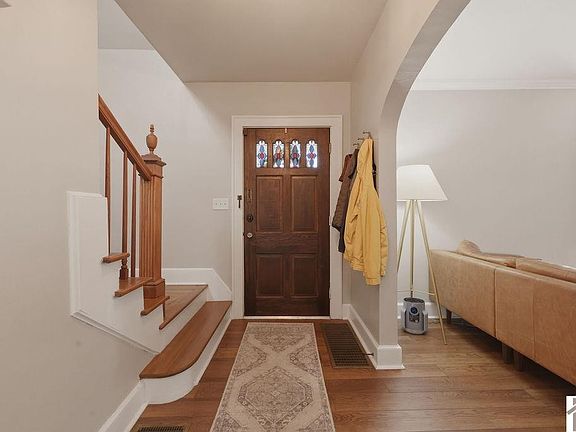 4th image of 329 Friedman Ave