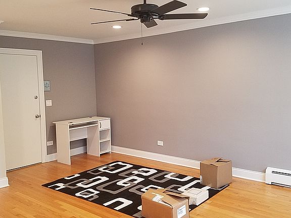 5th image of 5949 N Odell Ave APT 1W