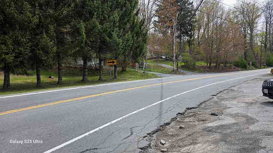 2nd image of 4714 State Route 52