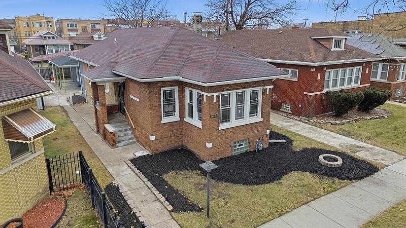 1st image of 7724 S Chappel Ave
