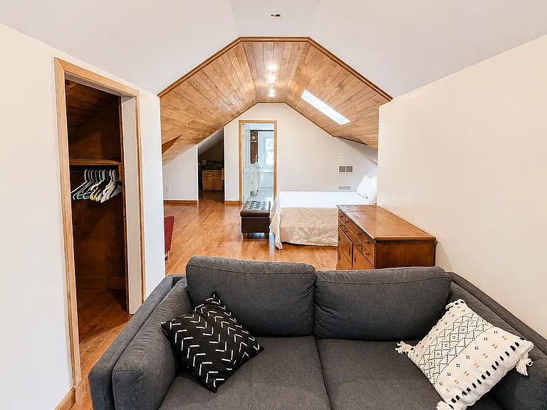 1104 S Brook St #2 — Photo 7