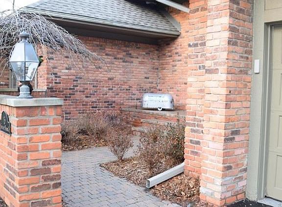 Paver front walkway
