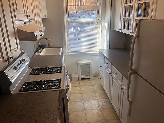 3rd image of 28-40 49th St #2