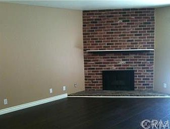 5th image of 923 S Mountain Ave