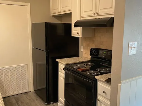 906 Harris, 906 Harris St #2, Kilgore, TX 75662