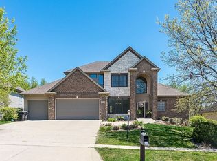 2749 Muddy Creek Ln, Coralville, IA 52241