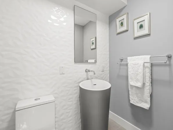 1076 River Road image 16 of 40