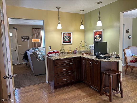 3rd image of 21021 Recher Ave