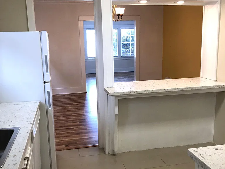 609 Brooklyn Ave #609 — Photo 19