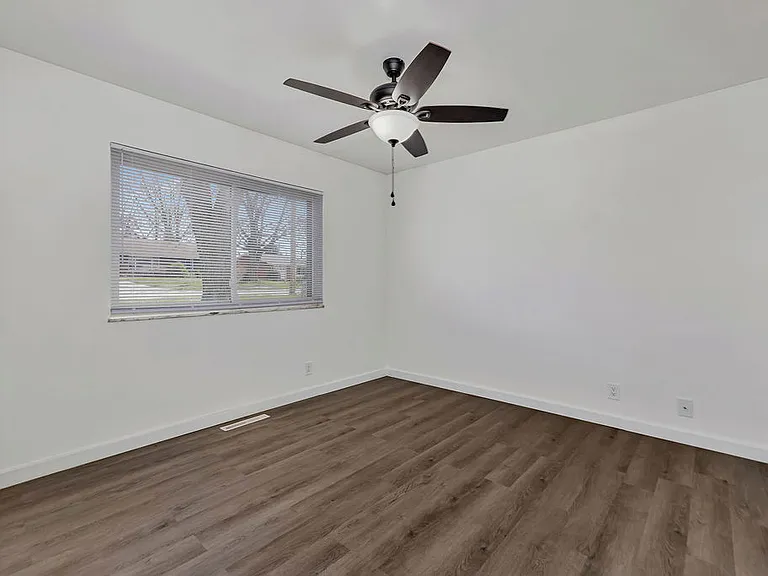 Call or text Direct for Showing

Apply at

Under Rental's