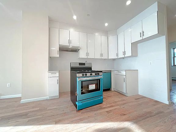 4th image of 1171 86th St Floor 1