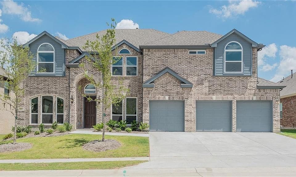 1st image of 334 Westphalian Dr