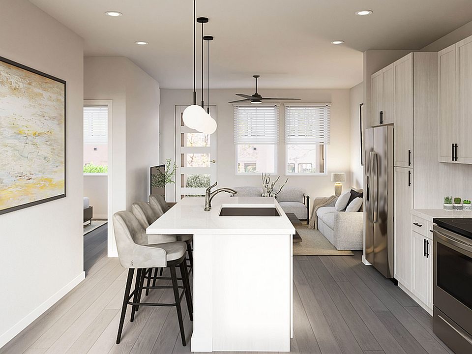 The Eleanor at Daytona Beach - Kitchen