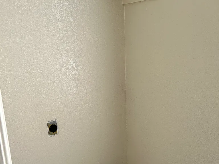 409 N Franklin Ave #A — Photo 18