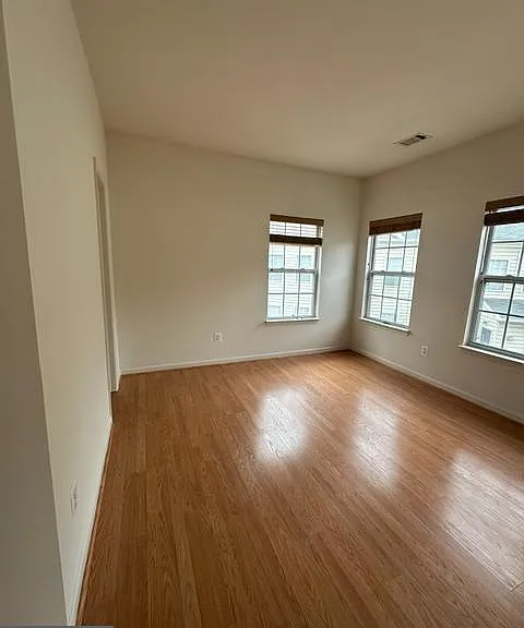 2664 Manhattan Pl #306 — Photo 12