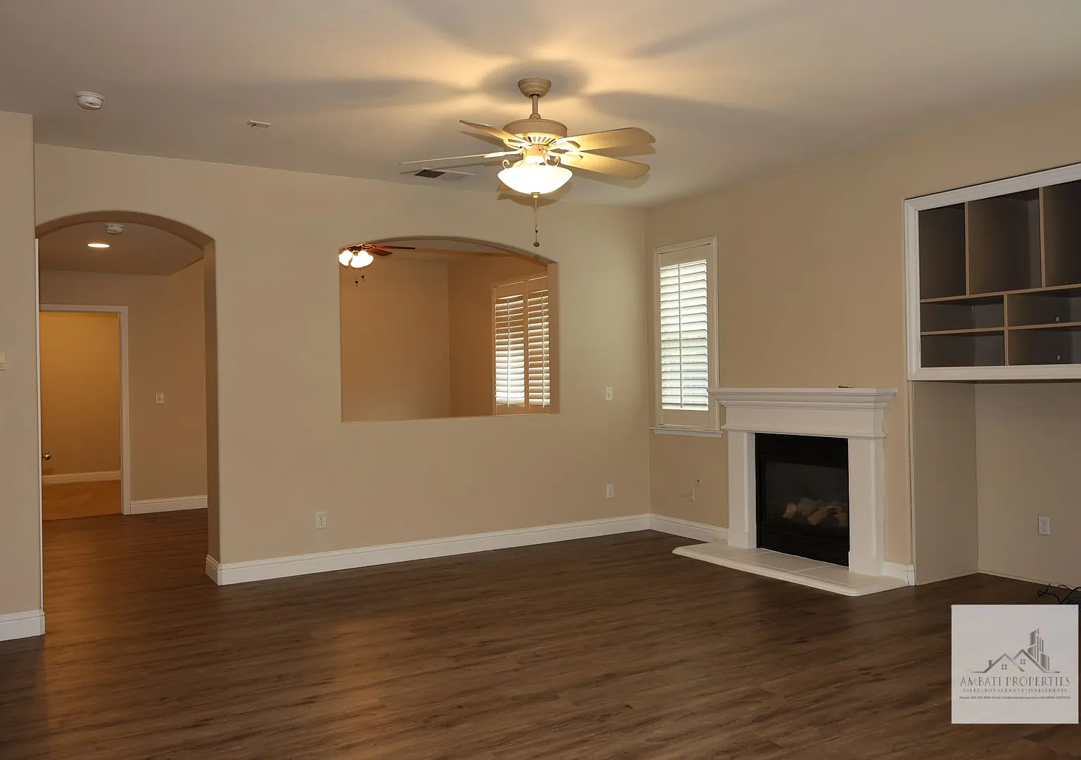 Beautiful Clovis Home with a pool... — Photo 2