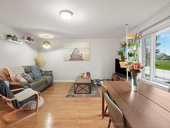 4th image of 117 1st St