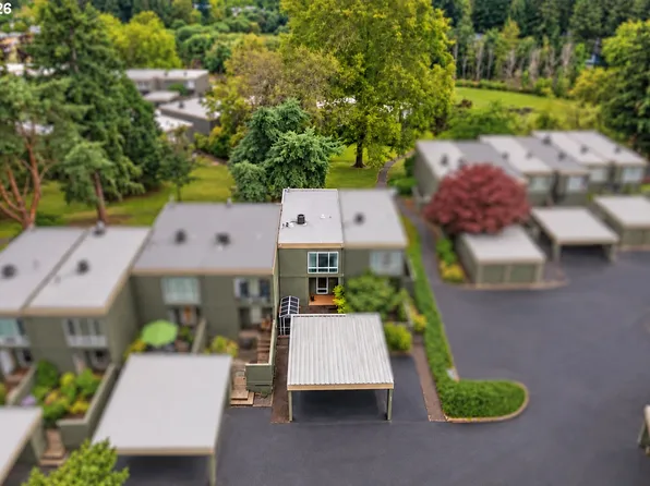1653 NW Midlake Ln, Beaverton, OR 97006