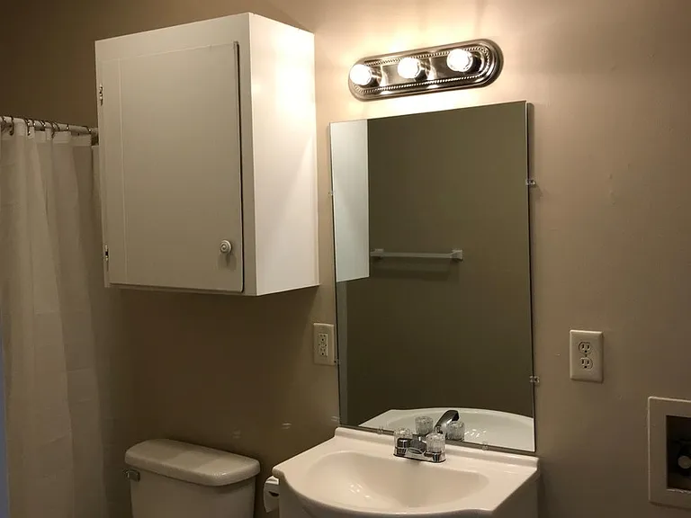 445 City View St — Photo 7