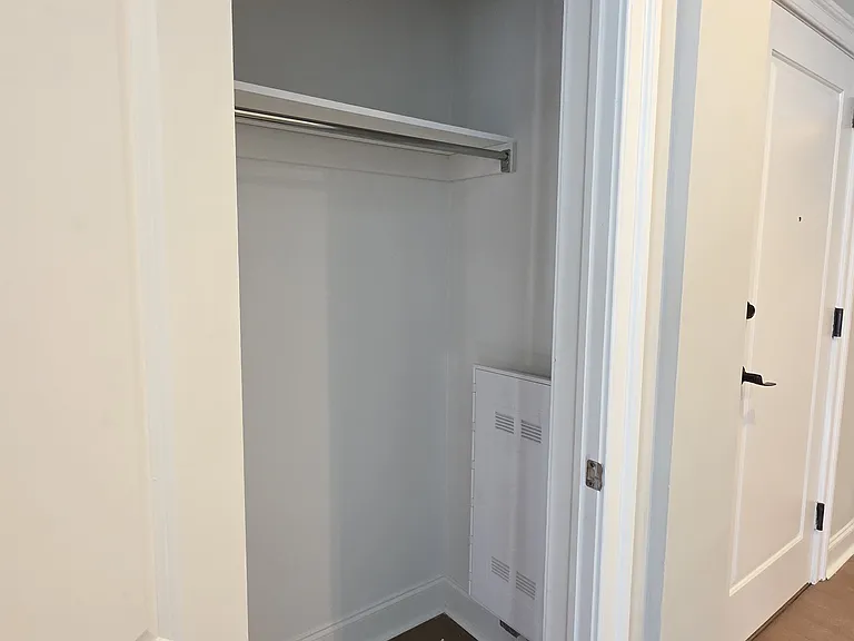 216 Arch St #406 — Photo 9