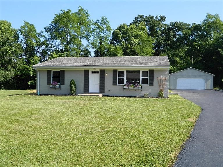 1st image of 834 Veralois Ln
