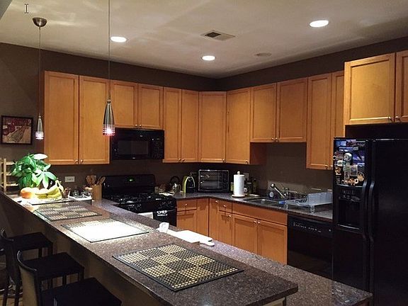 4th image of 1602 N New England Ave APT 4