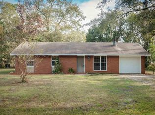 309 Newton Ave, Woodbine, GA 31569