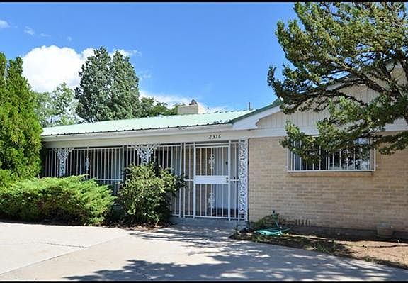 5th image of 2316 Cutler Ave NE