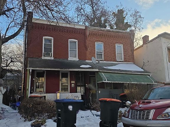 2nd image of 225 Pusey St