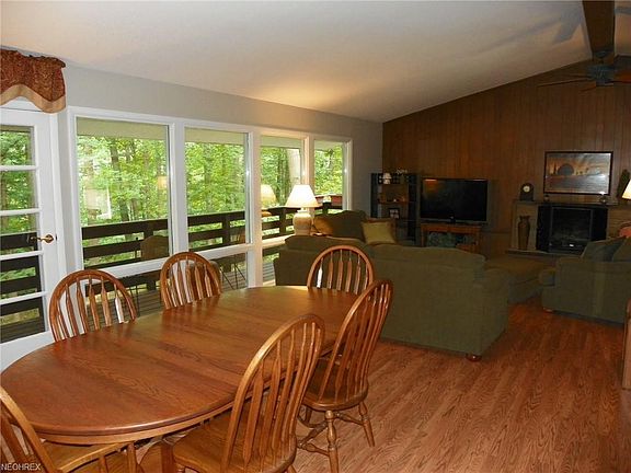 4th image of 10484 Jerry Coe Ln
