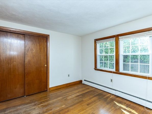 boston-massachusetts-59144183 picture