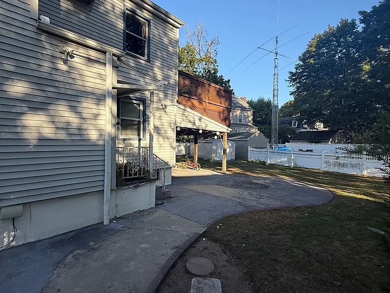 Halstead Ave — Photo 25