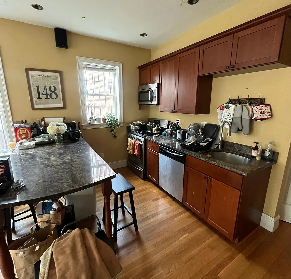 Hillside St, Roxbury — Photo 3