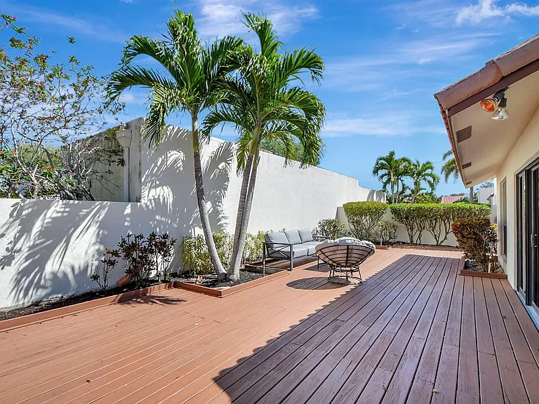 21440 Campo Allegro Dr — Photo 32