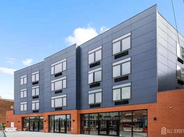 50 Easton Ave, New Brunswick, NJ