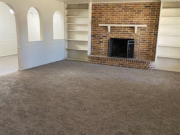 5th image of 2119 Brentwood Ln