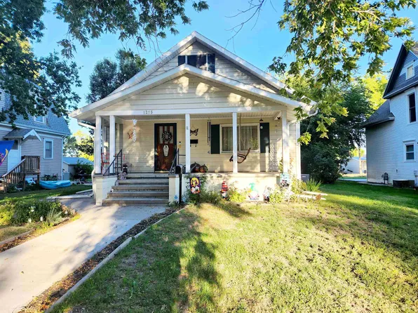 F 1215th Ave, Gothenburg, NE 69138