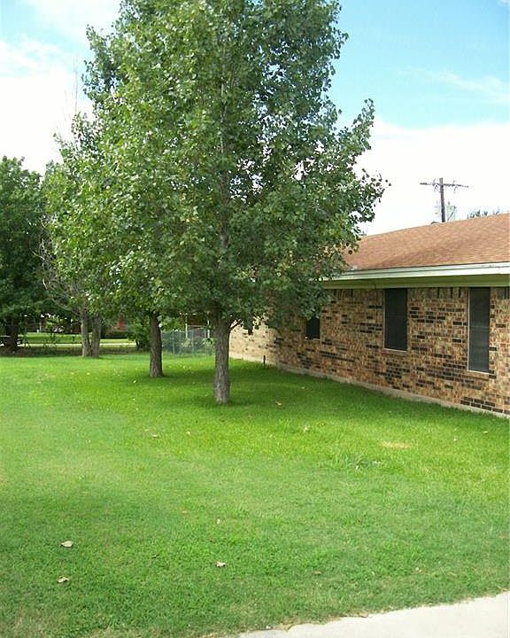 1st image of 106 Bilby St